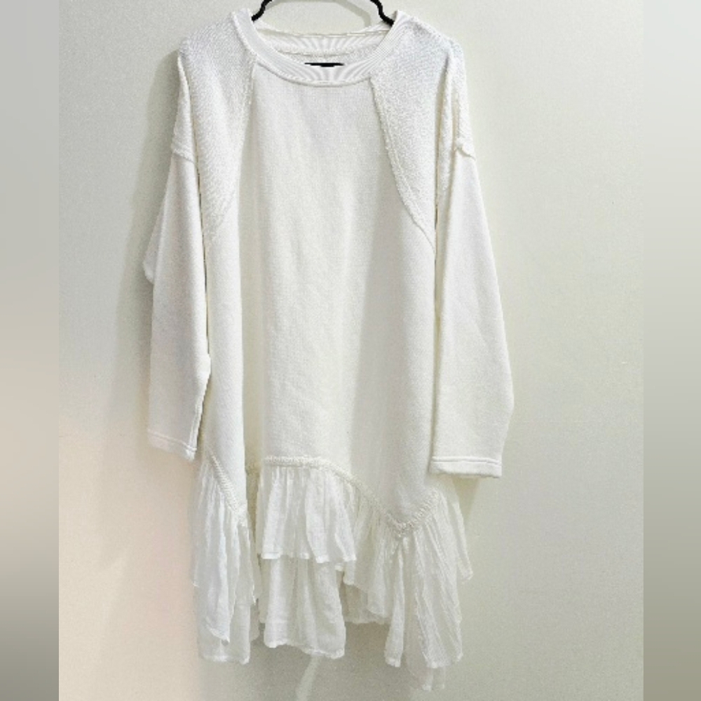 White Free People Poets Pullover Sweatshirt w/ ruffle hem size SP - Picture 2 of 15